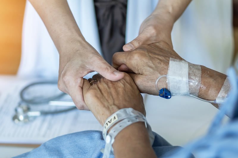 CLINICA MÉDICA - COM FOCO EM CUIDADOS PALIATIVOS